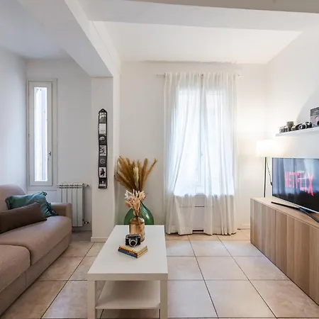 Casa Del Fotografo, A Due Passi Dall'accademia מודנה