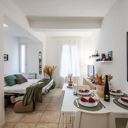 Casa Del Fotografo, A Due Passi Dall'accademia * モデナ